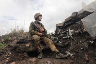 Bitwa o Donbas. Doradca Zełenskiego: Ukraina potrzebuje od USA artylerii dalekiego zasięgu