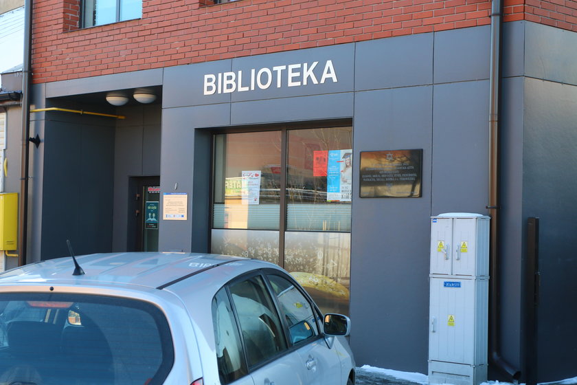 Piękna bibliotekarka oszukała prawie 100 osób