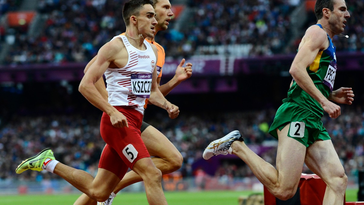 Żadnemu z polskich 800-metrowców nie udało się zakwalifikować do finału igrzysk olimpijskich w Londynie. Jako pierwszy swoją szansę stracił Adam Kszczot. - Nie do końca wiem, co się stało, ale nogi nie chciały ewidentnie nieść - powiedział reprezentant Polski, który ukończył swój półfinał na trzecim miejscu.