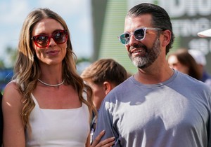 Donald Tramp Mlađi i Betina Anderson