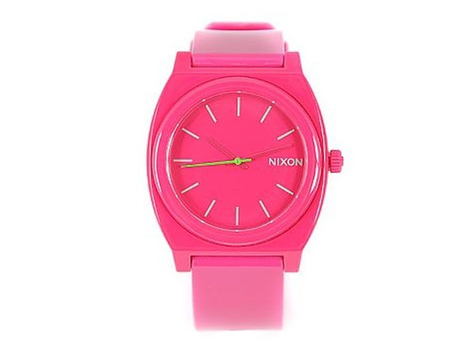 Kolorowe zegarki amerykańskiej marki Nixon