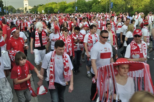 W sieci pojawiały się stwierdzenia, że Mecz o wszystko to najlepsza reklama sobotniego meczu, na którego transmisję ma wyłączność Telewizja Polska