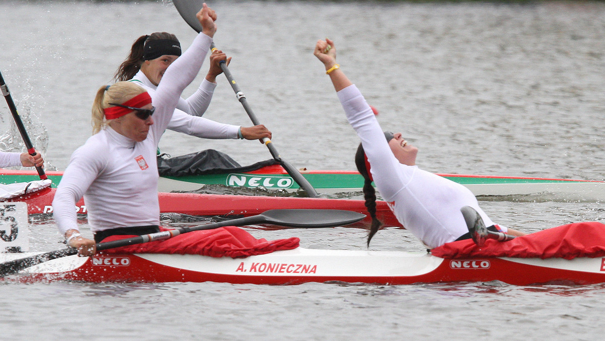 Kajakarka Aneta Konieczna po zwycięstwie z Beatą Mikołajczyk w olimpijskiej konkurencji K2 na 500 m w zawodach Pucharu Świata w Poznaniu nie kryła ogromnej satysfakcji. Jak przyznała nieco żartobliwie, zawsze startuje w osadach, które przynoszą medale.