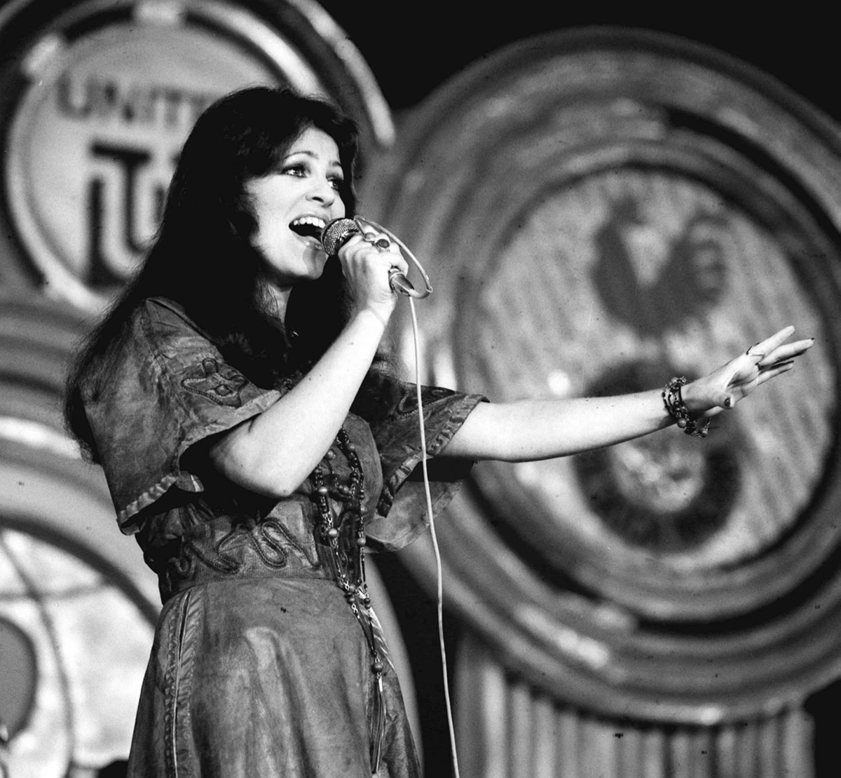 Jego żona zginęła wraz z Anną Jantar. Na miejsce katastrofy zawiózł go Marek Kondrat