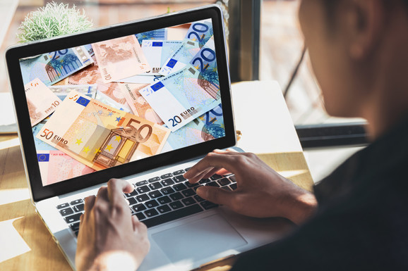Slovenija izdala prvu digitalnu obveznicu u vrednosti od 30 miliona evra
