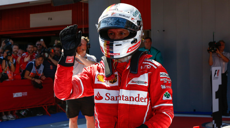 Vettel edzésre jelentkezett a Barcánál /Fotó: AFP
