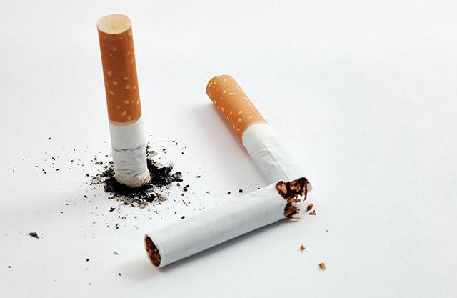 a dohányzás segít a kezelésben)