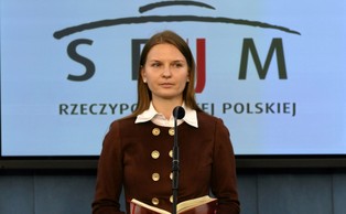 KE nie komentuje sprawy Kozłowskiej: "Kraje mogą ograniczać swobodny przepływ osób"