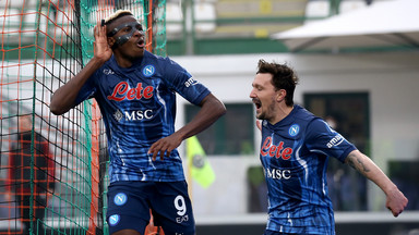 Napoli wyrwało zwycięstwo w Wenecji! Ścisk w czołówce Serie A