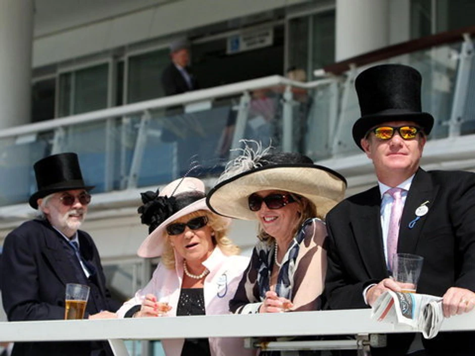 Uspeh nemačkog grla iznenadio dame u elegantnim kompletima i muški deo publike u frakovima