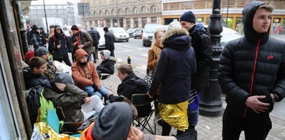 Psychoza w Warszawie! Fani adidasów nie wracają do domów