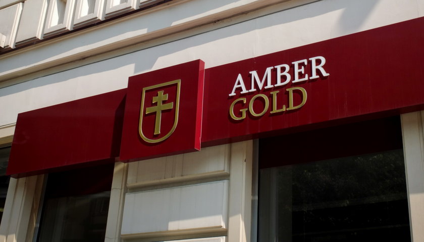 Znaleziono ukryte umowy Amber Gold