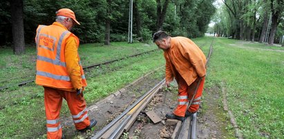 Groza! Złomiarze kradną tory!