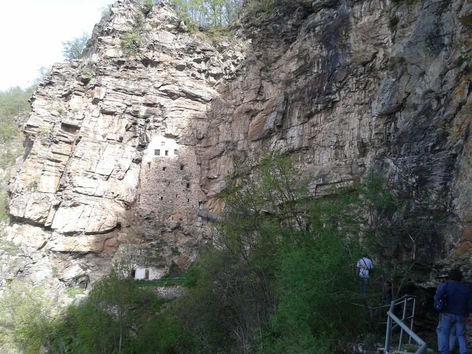 Mesto za molitvu i razgovore s nebom