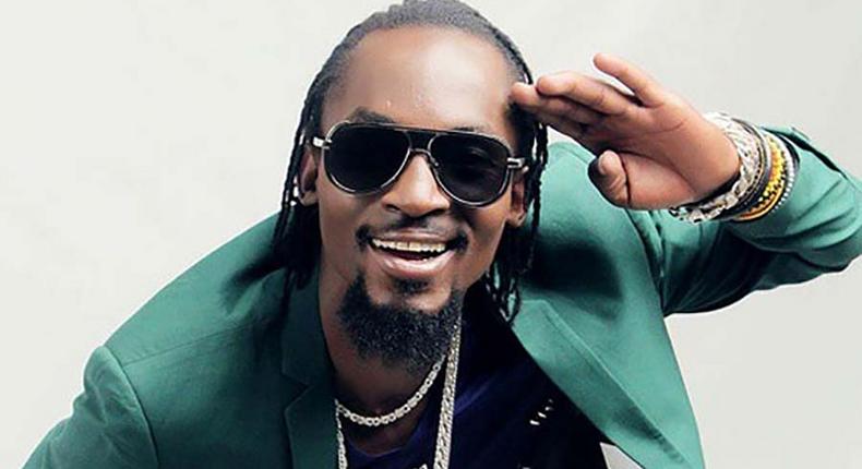 Late Mowzey Radio