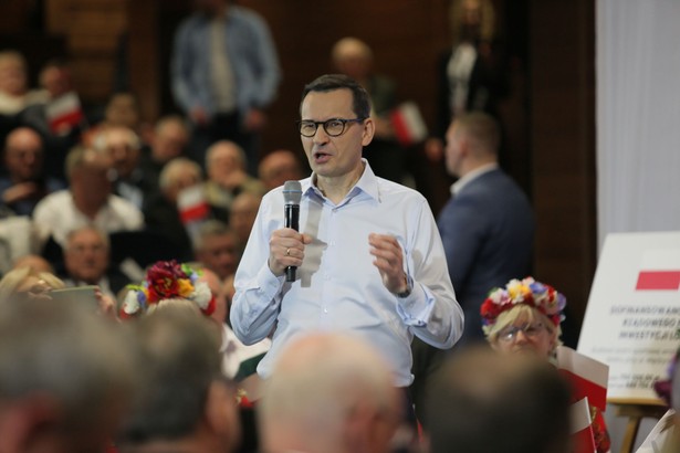 Premier Mateusz Morawiecki podczas spotkania z wyborcami