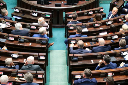 Sejm przyjął ustawę okołobudżetową. Są drobne poprawki