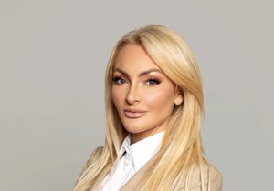 Porodila se dr Kristina Davidović: Čuvena doktorka u 44. godini dobila prvo dete