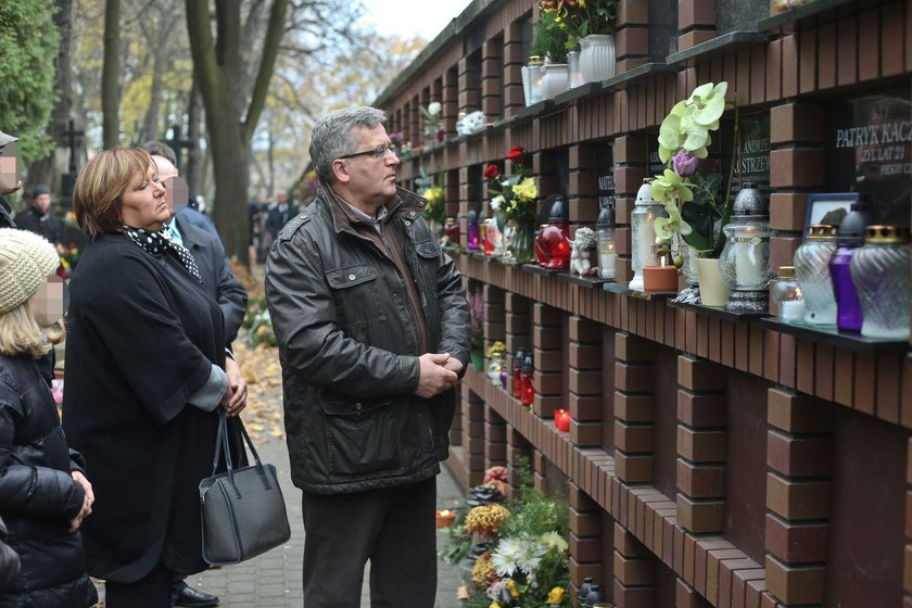 Prezydent Bronisław Komorowski z rodziną był 1 listopada na Powązkach