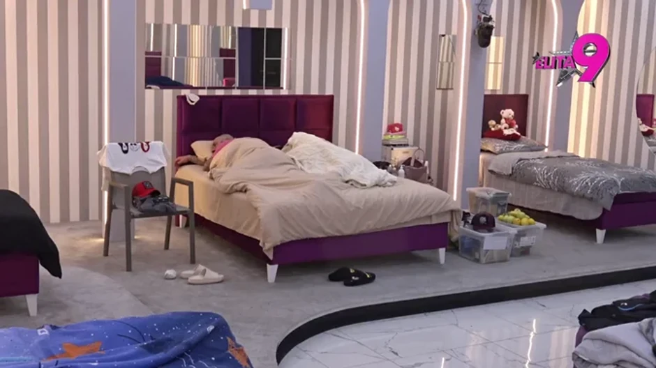 Jecaji odzvanjali Elitom 9, pa završili zajedno u krevetu: Anita oprostila Luki Maju