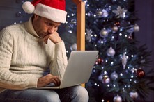 Firmy w całej Polsce robią to przed Bożym Narodzeniem. Pracownicy nie tego się spodziewali