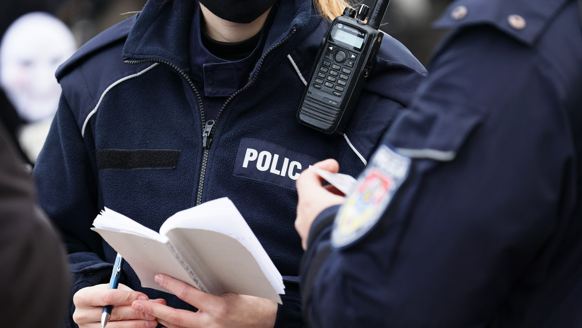 Policjant ze Strzelec Opolskich zatrzymał poszukiwanego 40-latka