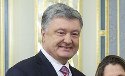 Poroszenko: Potomkowie zwycięzców nazizmu bronią nas przed rosyjską agresją