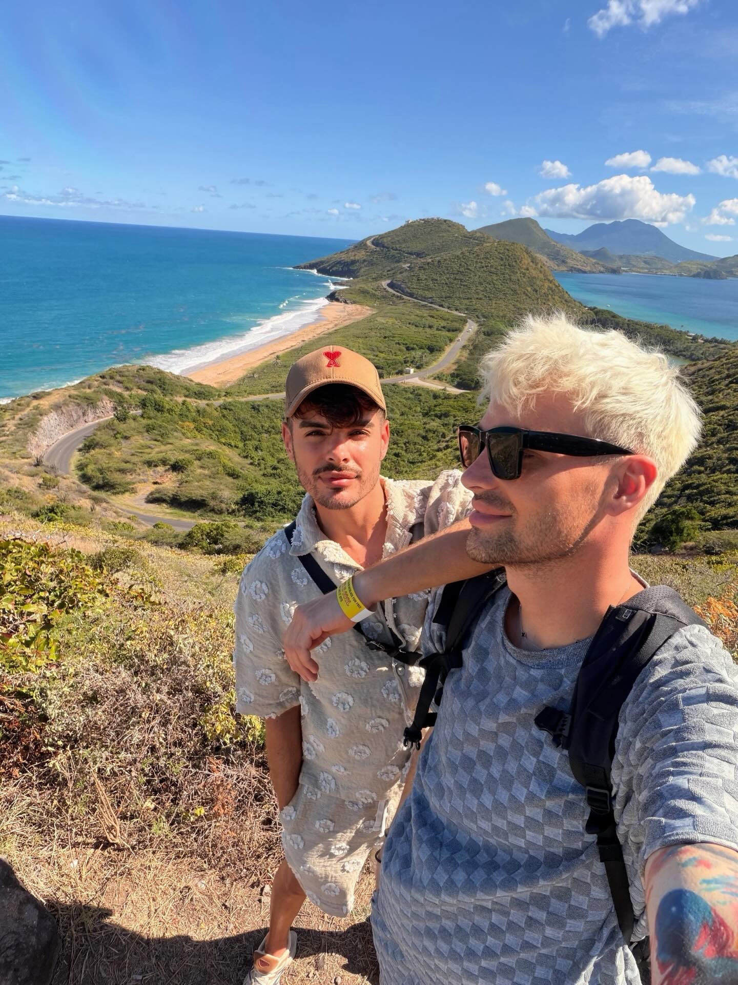 Celebritný kaderník Jirko Blatný (vpravo) a jeho partner Michal Dlhopolec. 