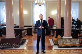 Okrągły Stół porwany przez nurt Historii [FELIETON]