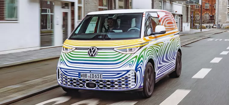 Jeździliśmy tajnym prototypem Volkswagena. Już wiemy, co potrafi ID. Buzz