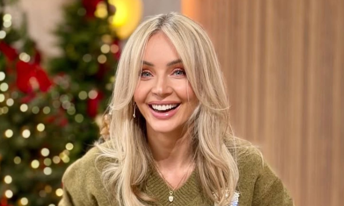 Zapomnij o czarnych botkach. Te buty to hit zimy. Nosi je Aga Woźniak-Starak