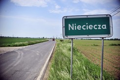 Stadion w polu, 750 mieszkańców, ale Ekstraklasa zawita do Niecieczy. ZDJĘCIA