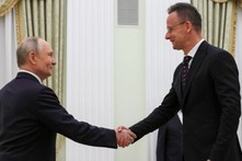 Szijjarto jest chłopcem na posyłki Kremla. Ujawniono kompromitujące rozmowy