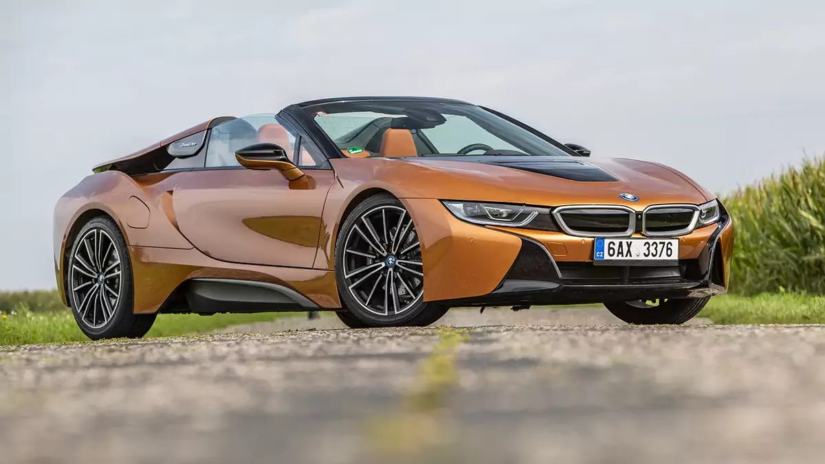 Test BMW i8 Roadster - futurystycznie i luksusowo