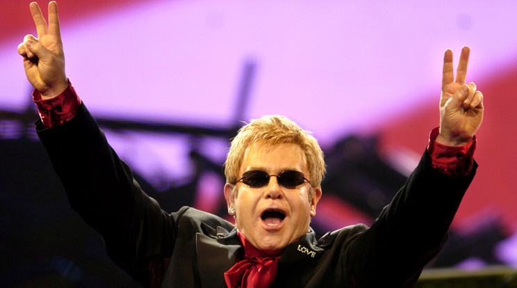 Elton John 1969 óta a zenei élet egyik legfényesebben ragyogó csillaga / Fotó: Northfoto