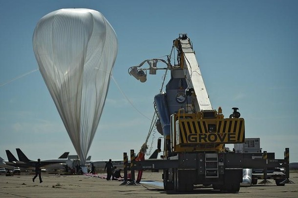 Felix Baumgartner Balon przygotowania