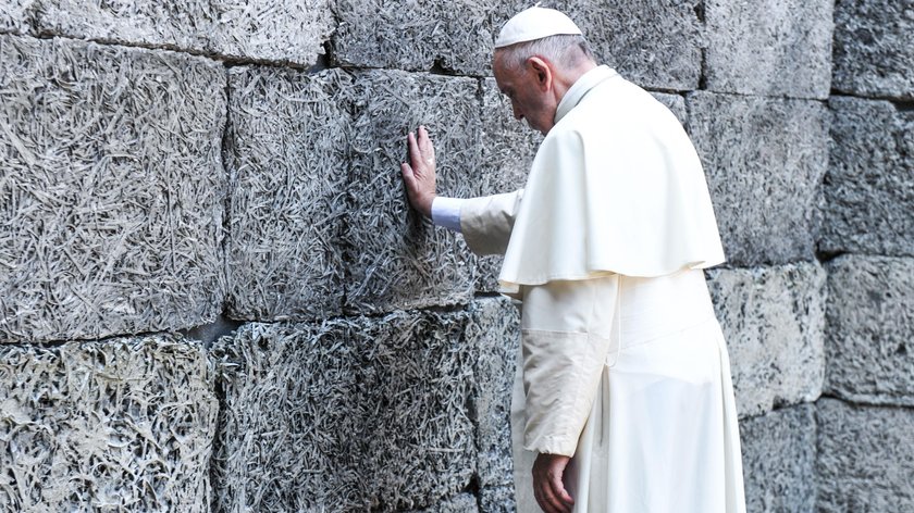 ŚDM 2016 w Krakowie. Papież Franciszek odwiedził Auschwitz