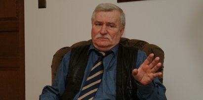 Wałęsa publicznie przeprasza Cenckiewicza!