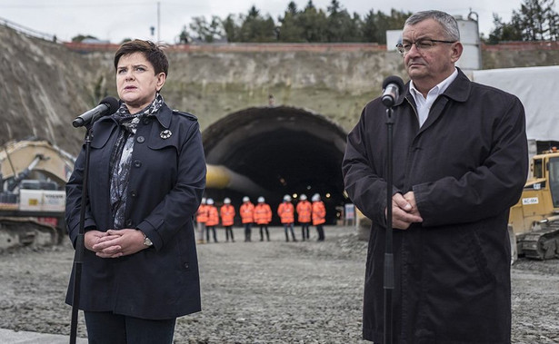 Szydło na budowie nowej Zakopianki. Maszyny zaczęły drążyć nowy tunel na S7