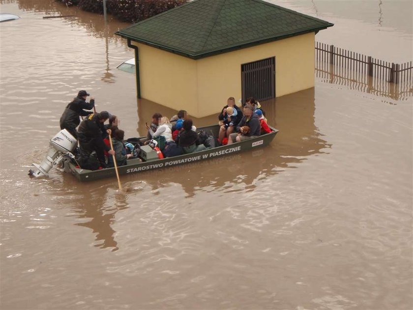 Warszawa podtopiona po deszczu