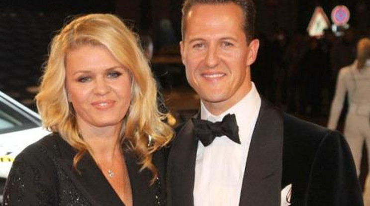 Könnyekig hatódott Schumacher felesége