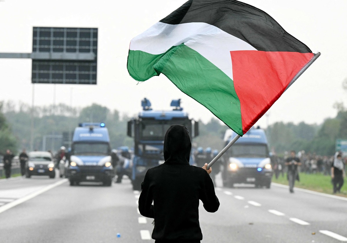 Protesty po akcji izraelskiej marynarki. "To naruszenie Konwencji ONZ"