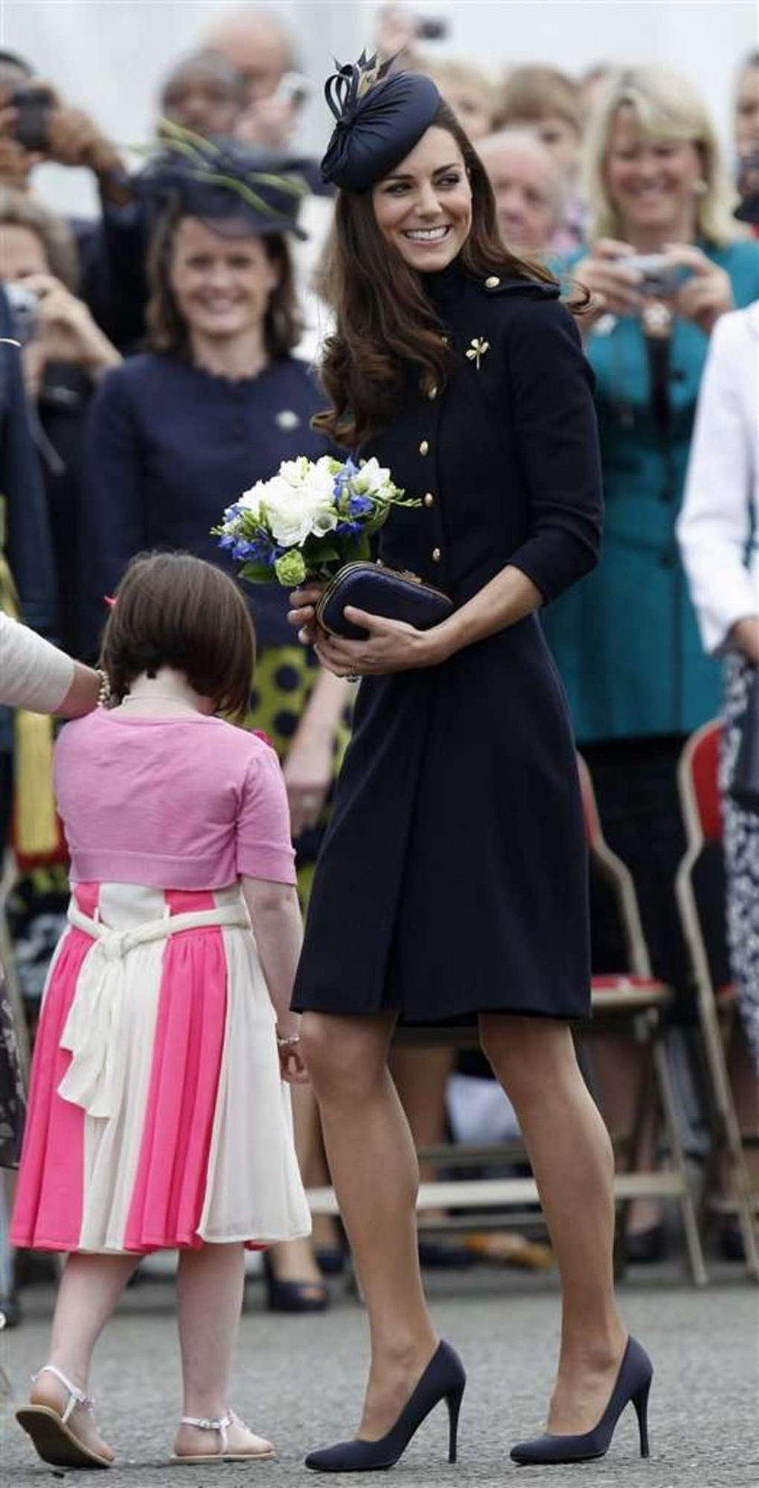 Kate założyła seksowny mundurek. FOTY