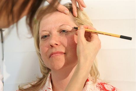 GABINET DERMATOLOGI ESTETYCZNEJMELITUS UL GWIAZDZISTA 5B / 23ZABIEG BOTOXWARSZAWA 25 04 2007FOT TOMASZ OZDOBA