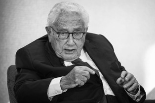 Zmarł Henry Kissinger. Zasłynął m.in. jako autor otwarcia stosunków USA z komunistycznymi Chinami