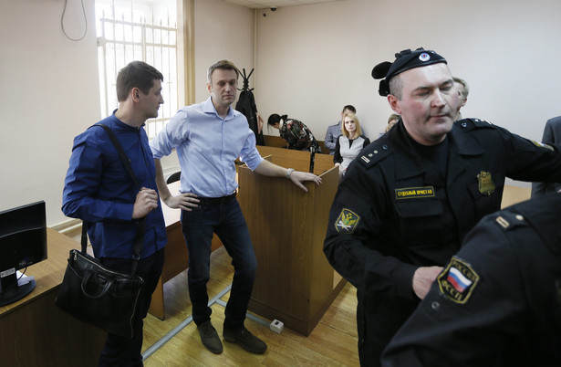 Rosyjski opozycjonista nie trafi do więzienia. Zostaje w areszcie domowym