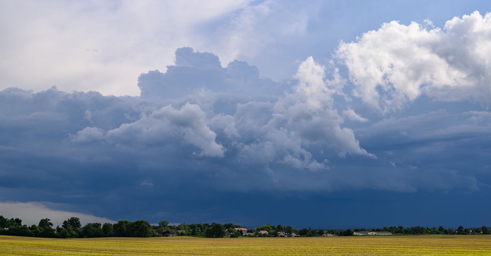 Gewitter und Starkregen am Wochenende erwartet