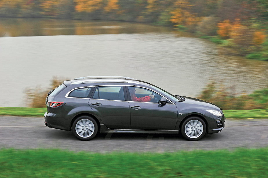 Porównanie: Mazda 6, Opel Insignia i Škoda Superb