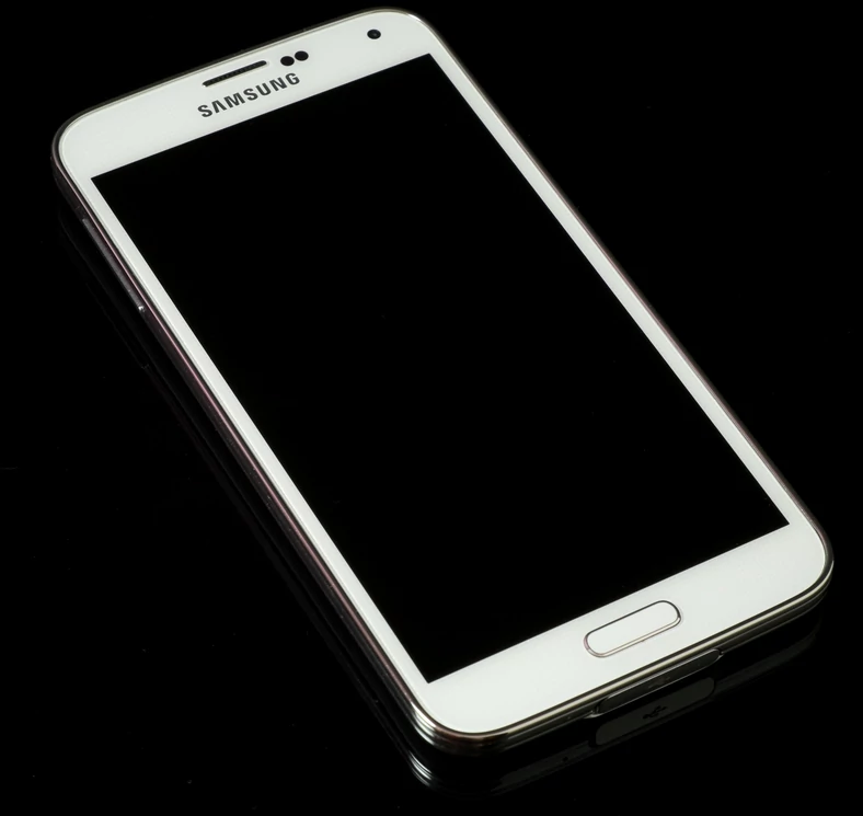 Galaxy S5 - front