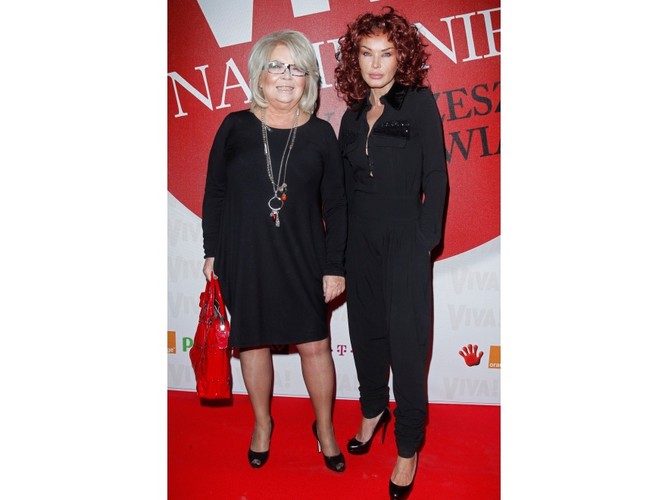 Inauguracja akcji VIVA! Najpiękniejsi 2011 I Ty możesz sięgnąć gwiazd!: Nina Terentiew i Ewa Minge.